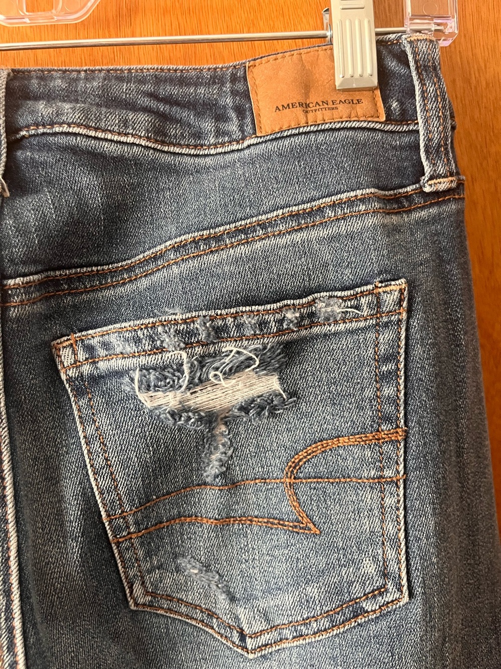 American Eagle Outfitters Ripped Skinny Jeans - Medium Blue Wash - Picture 7 of 7